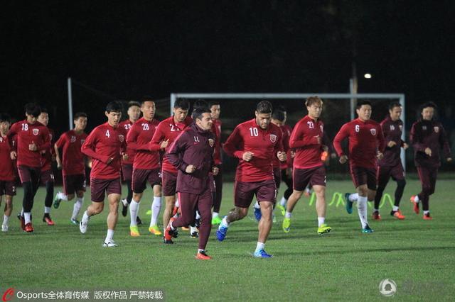 绿帽男欢娇妻绿自己免费