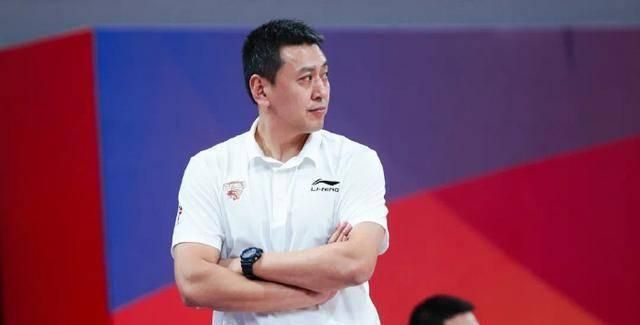 和漂亮邻居少妇做爰3